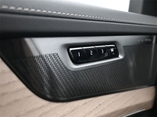 New 2026 Volvo XC90 B6 Plus image 34