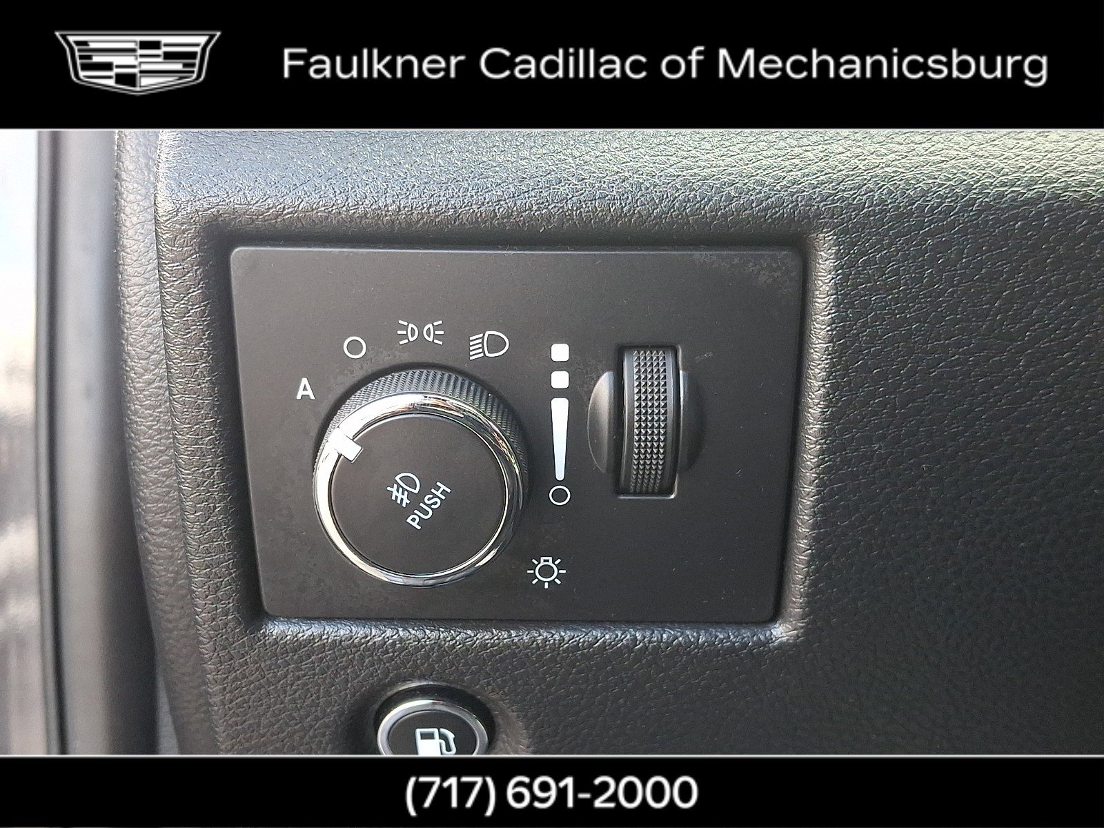 Used 2020 Jeep Grand Cherokee Altitude image 24