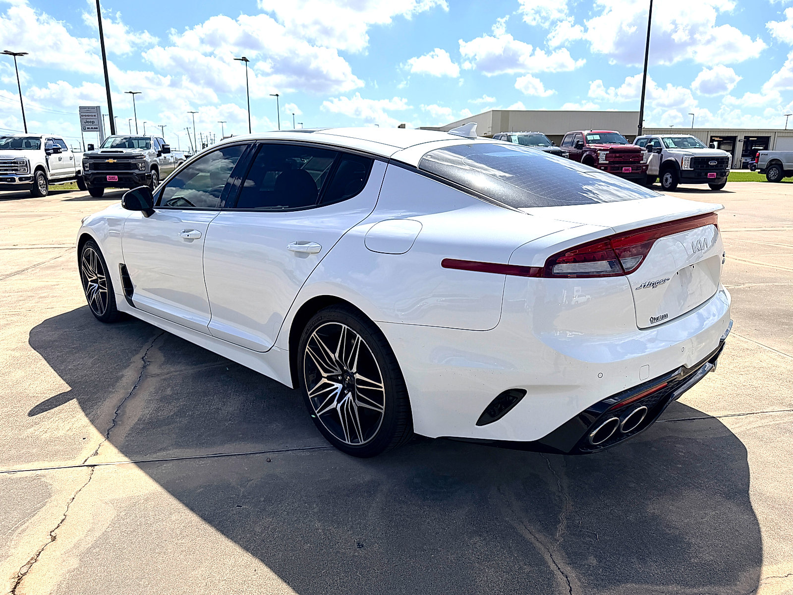 Used 2022 Kia Stinger GT2 AWD/4WD image 5