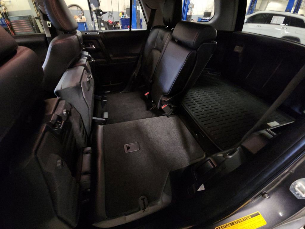 Used 2021 Toyota 4Runner Venture w/ Moonroof Package image 36