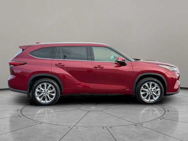 Certified 2022 Toyota Highlander Limited image 7