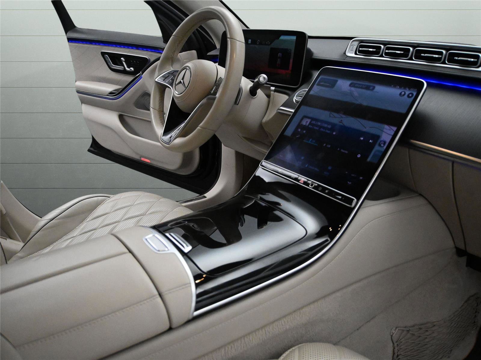 Used 2022 Mercedes-Benz S 580 S 580 image 24