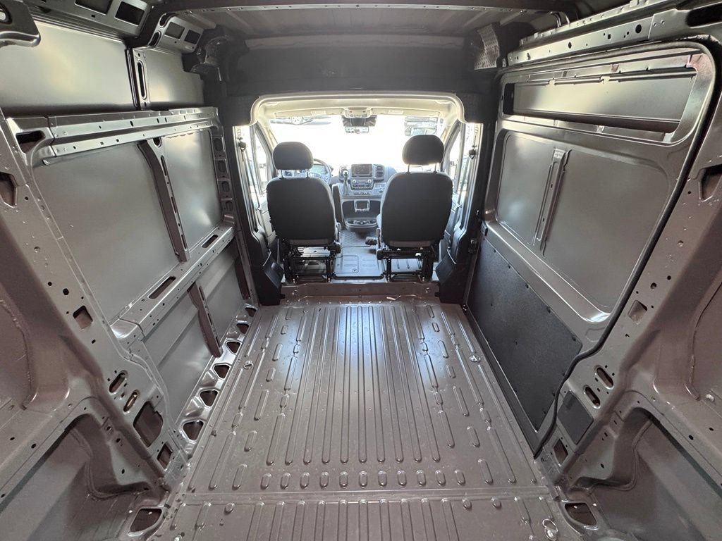 Used 2026 RAM ProMaster 1500 w/ Safety Group FWD image 13