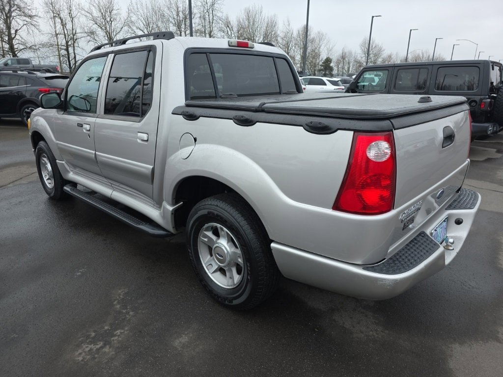 Used 2004 Ford Explorer Sport Trac 4x4 image 3