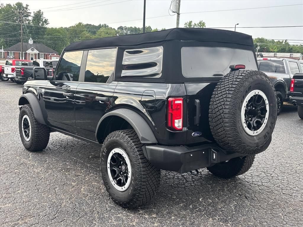 Used 2023 Ford Bronco Big Bend w/ Sasquatch Package AWD/4WD image 5