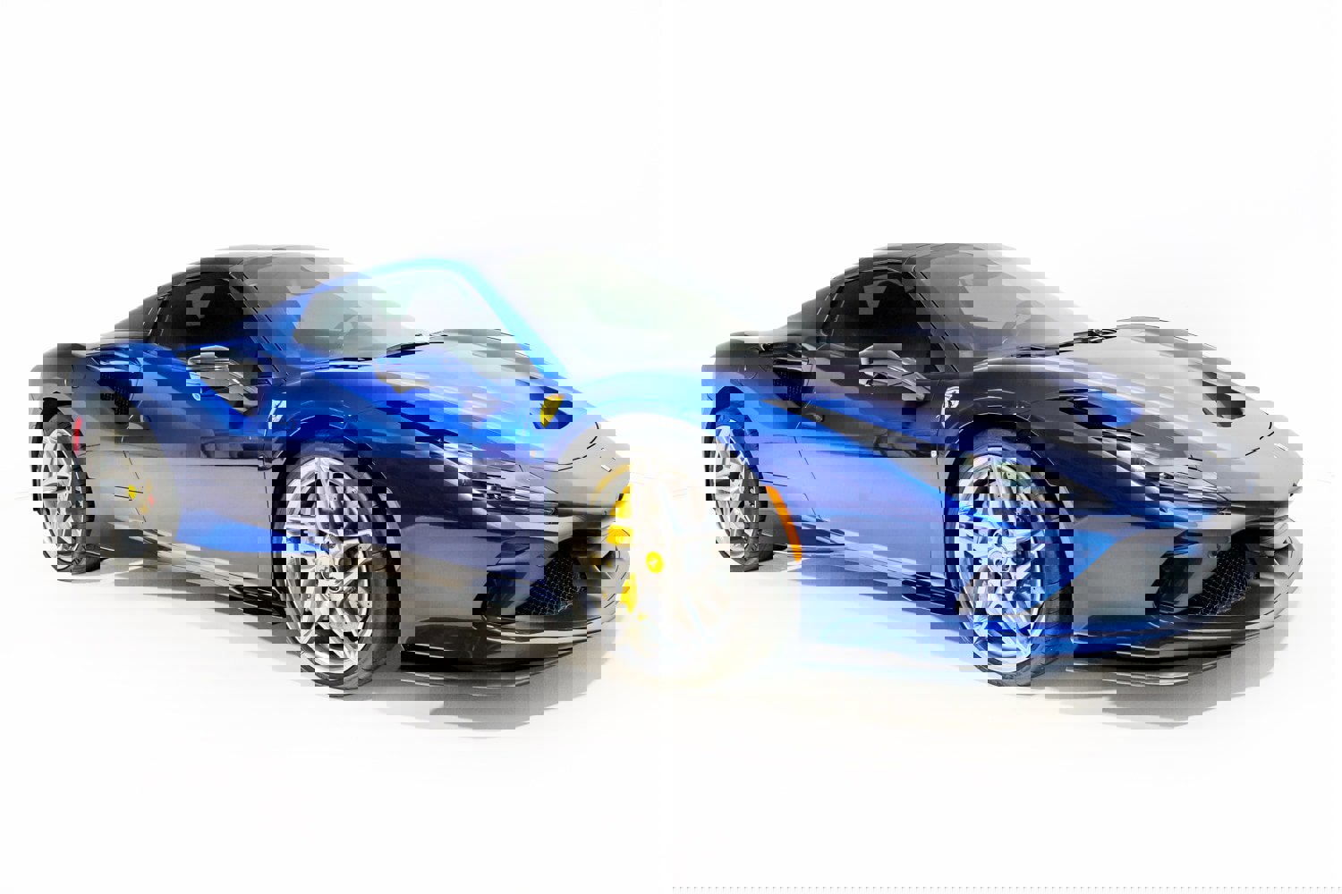 Used 2023 Ferrari F8 Tributo image 11