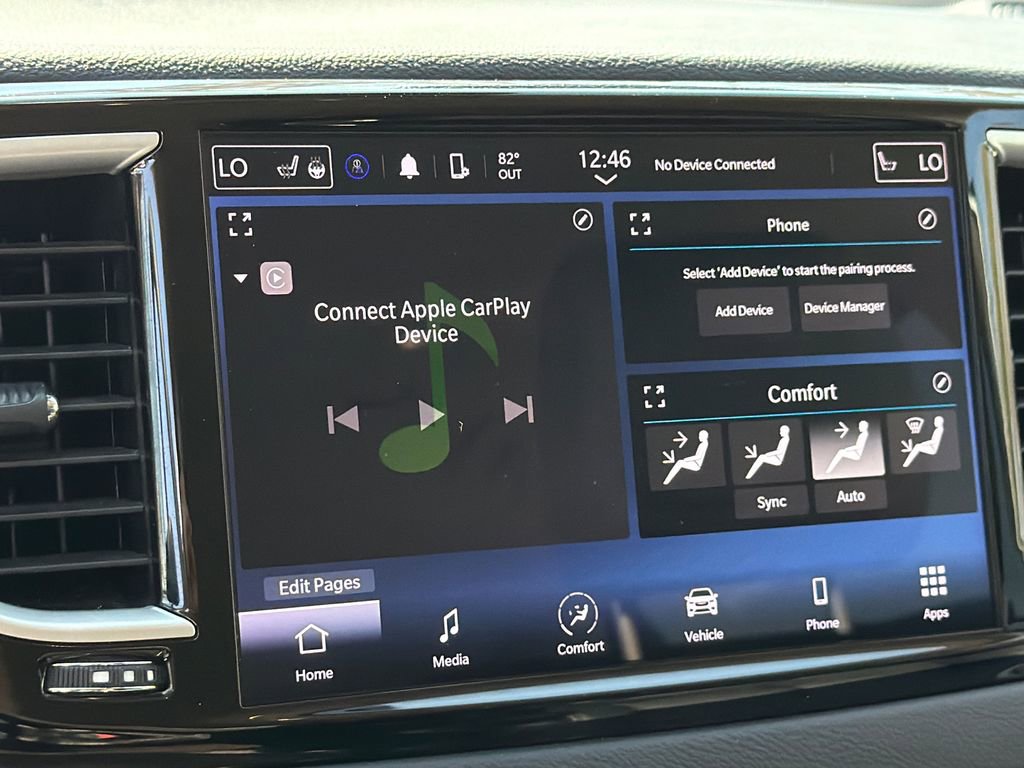 Used 2024 Chrysler Pacifica Touring-L image 28