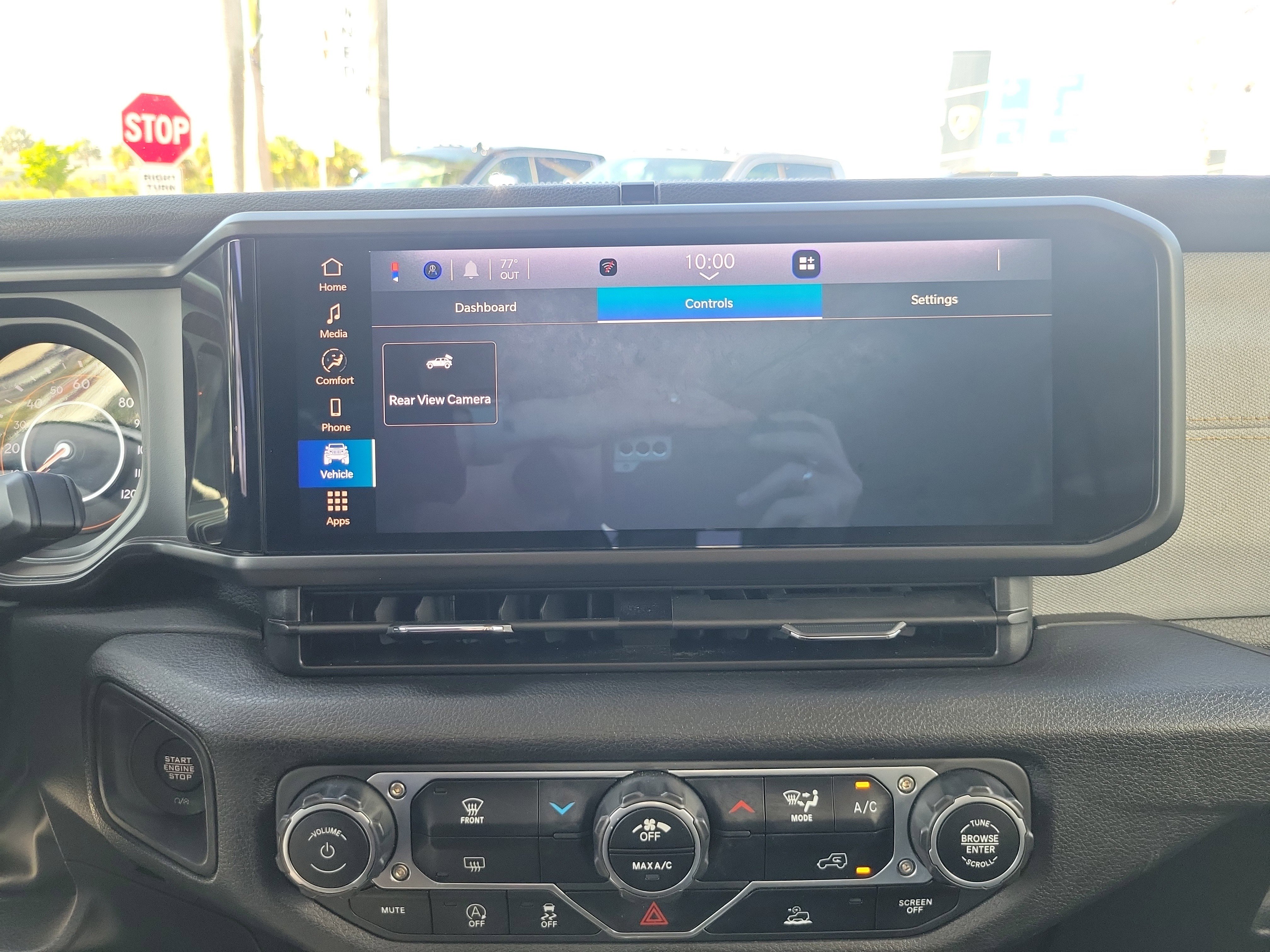 Used 2025 Jeep Wrangler Sport image 21