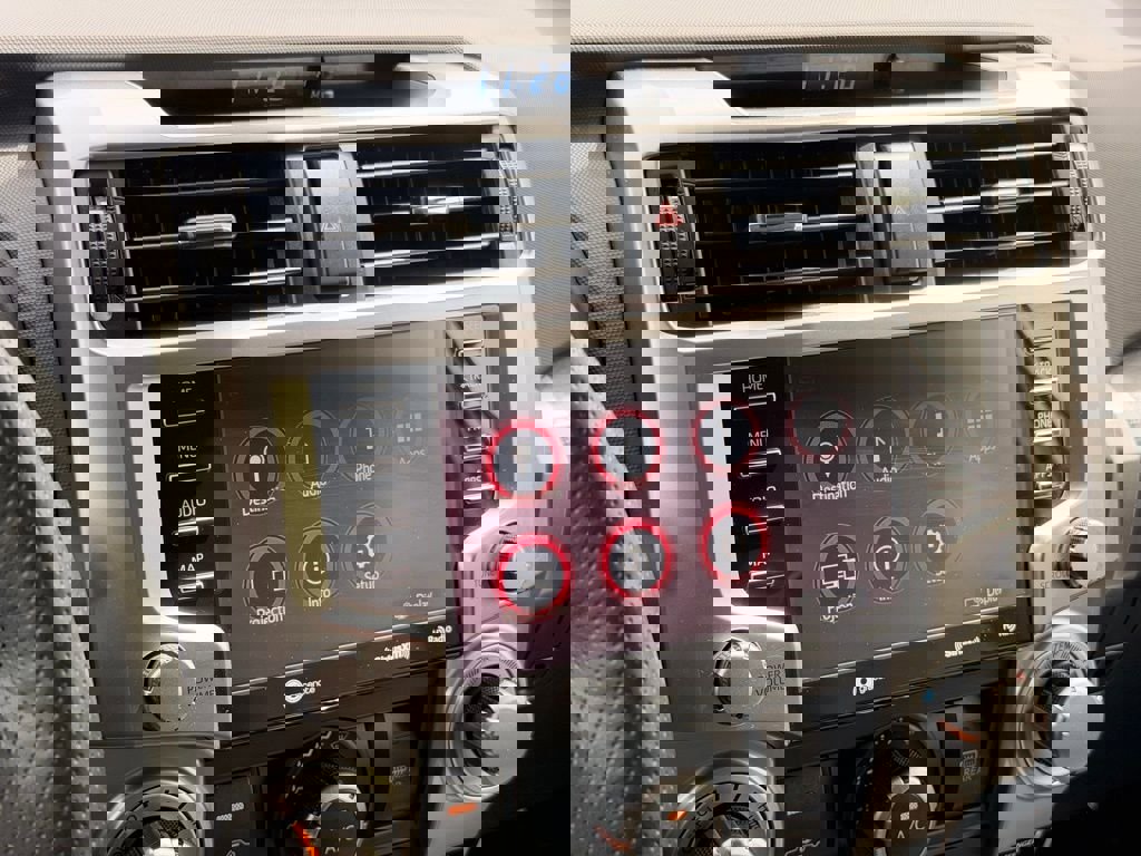 Certified 2024 Toyota 4Runner SR5 Premium image 27