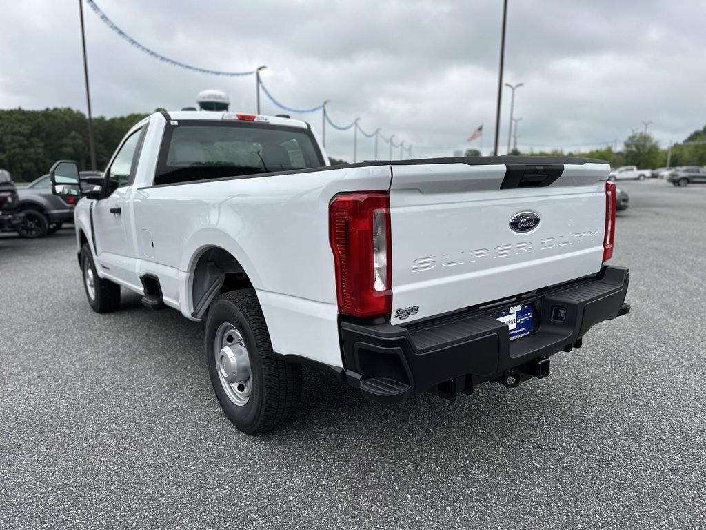 New 2025 Ford F250 XL RWD image 5