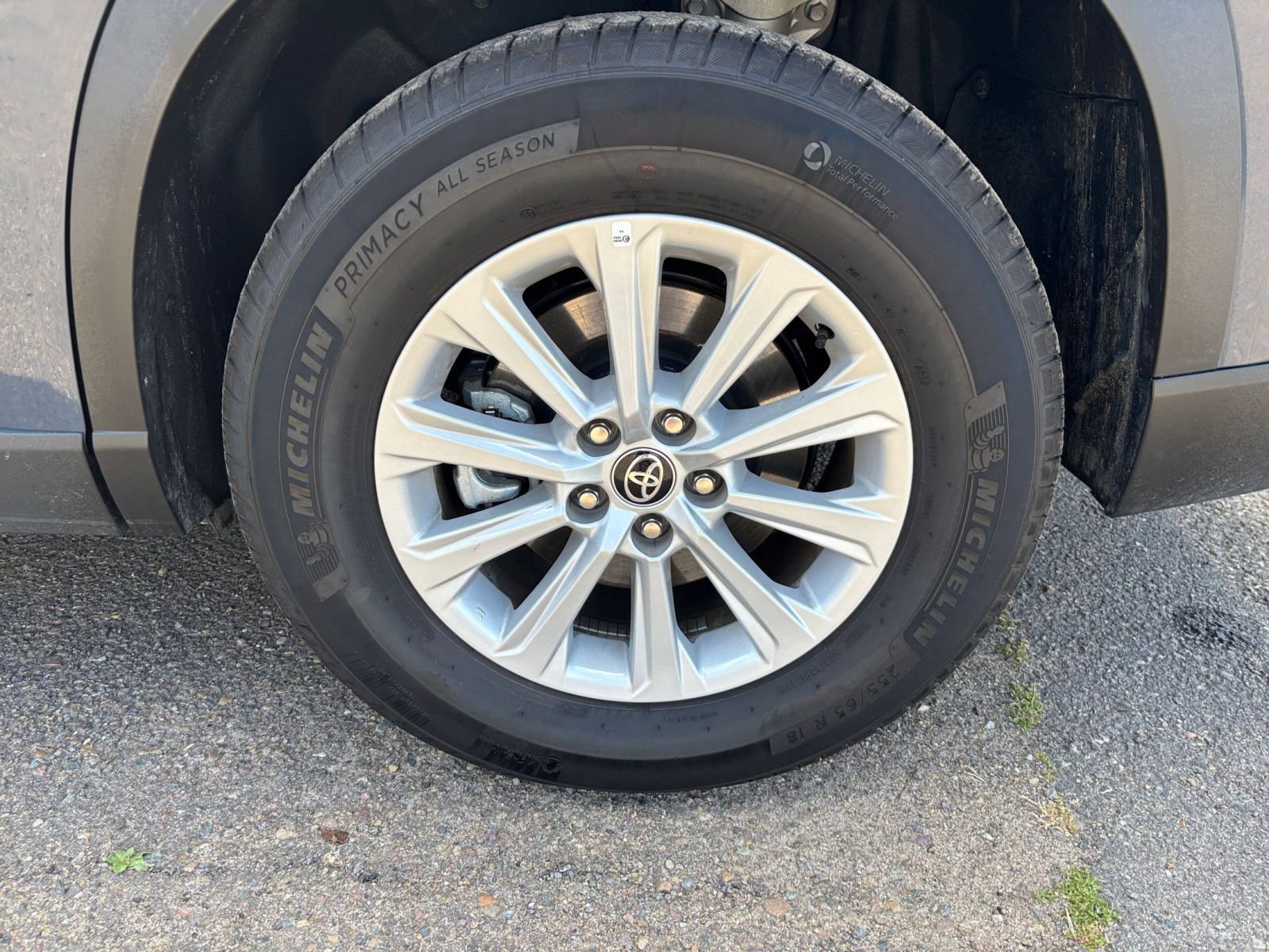 Used 2025 Toyota Grand Highlander FWD image 32