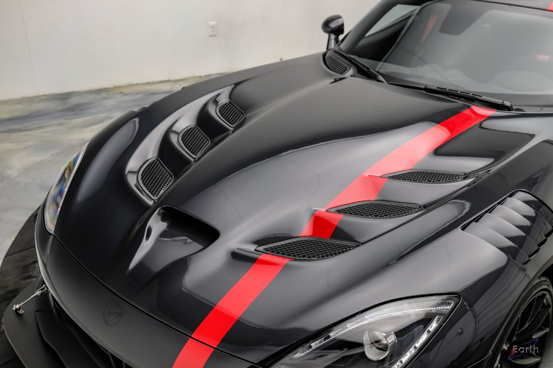 Used 2017 Dodge Viper ACR w/ Extreme Aero Package RWD image 41