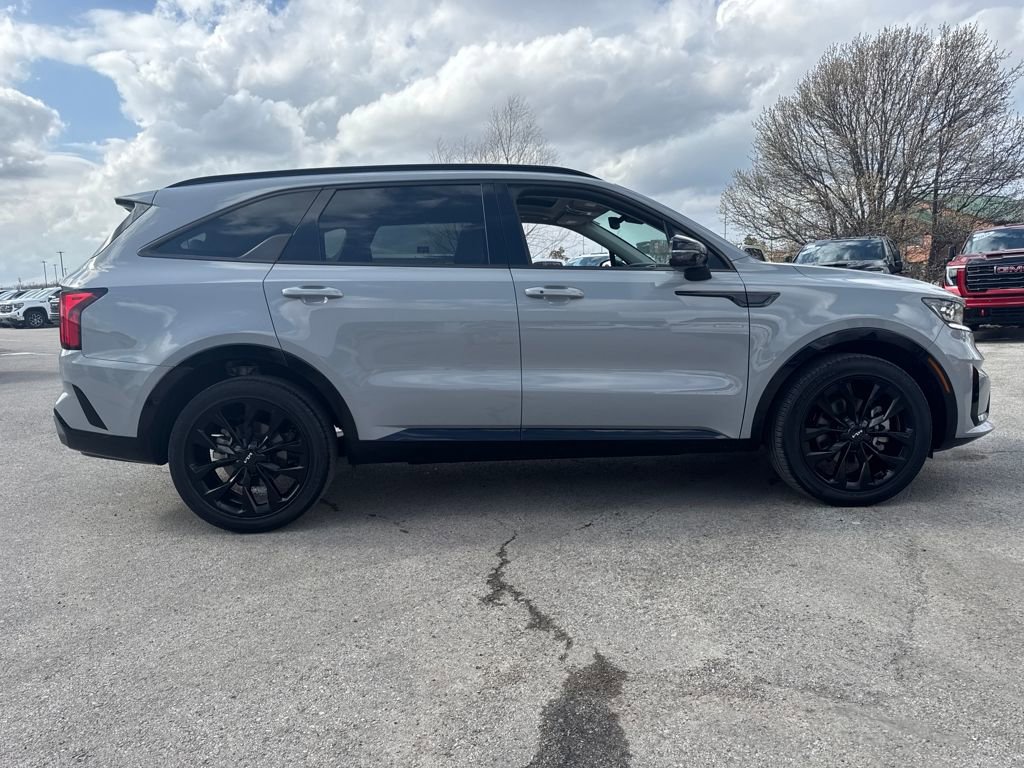 Used 2023 Kia Sorento SX image 7