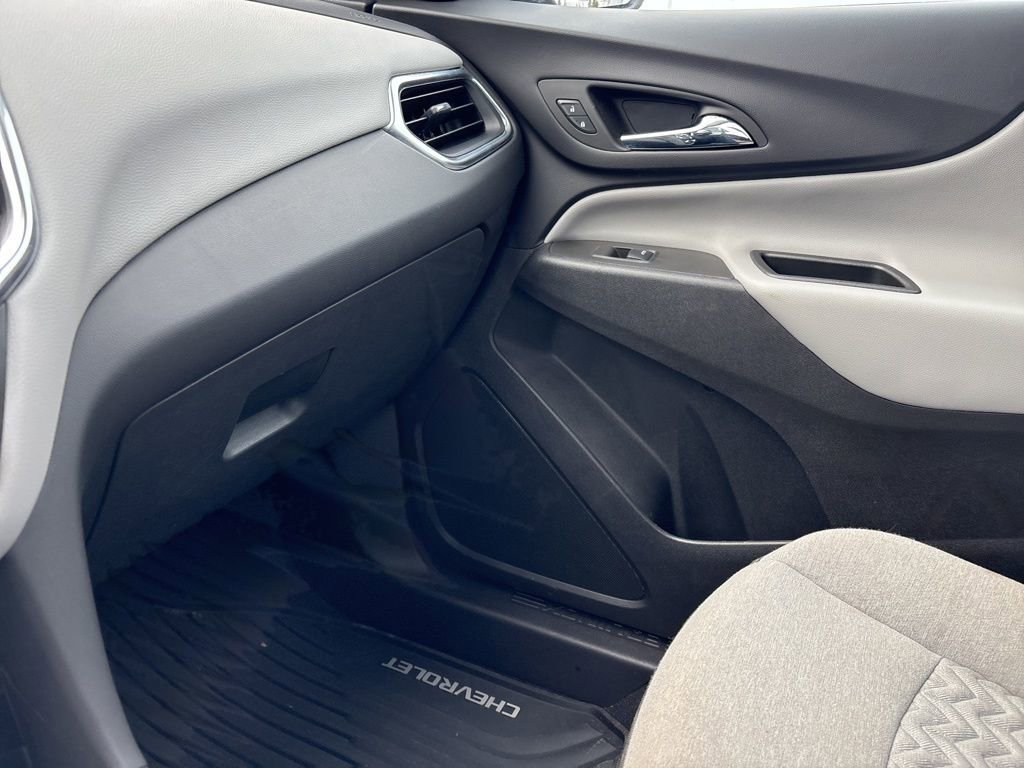 Used 2024 Chevrolet Equinox LS w/ LS Convenience Package image 41