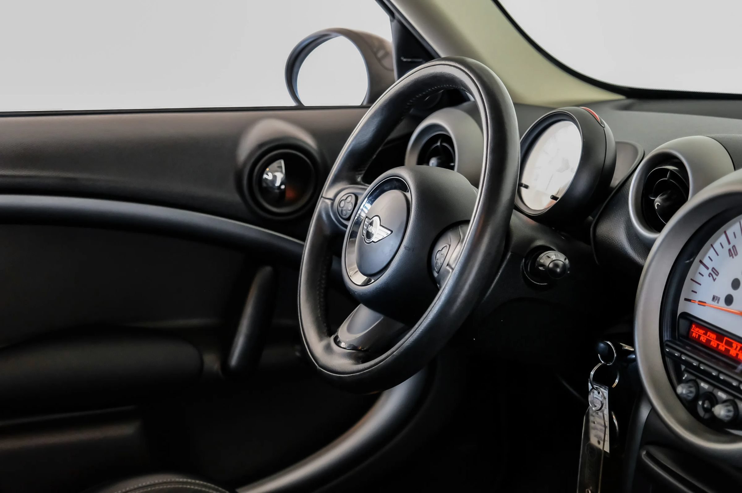 Used 2012 MINI Cooper Countryman S FWD image 11