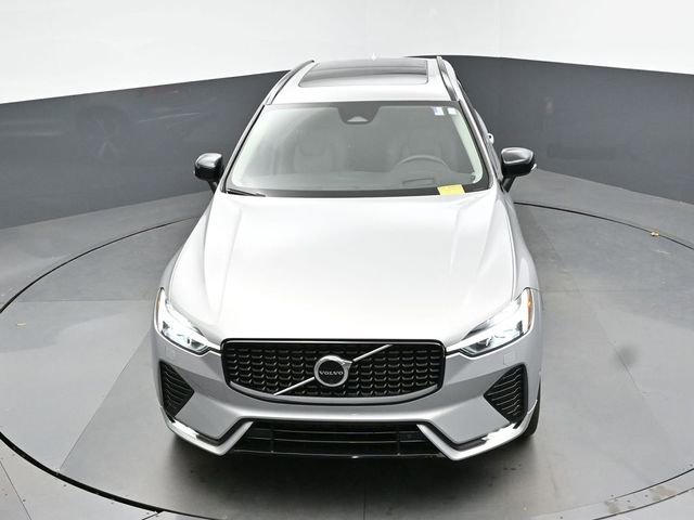 Used 2023 Volvo XC60 B5 Ultimate w/ Climate Package FWD image 23