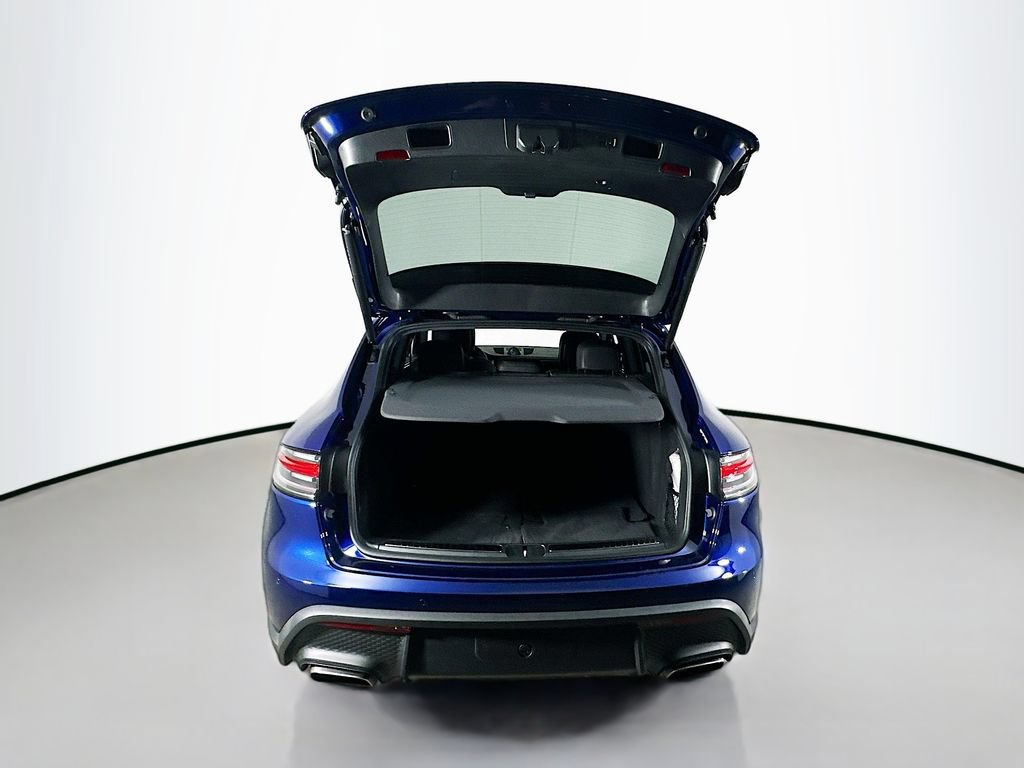 New 2025 Porsche Macan AWD/4WD image 28