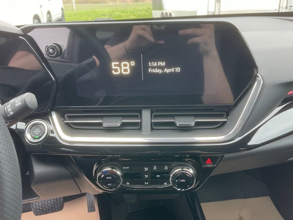 New 2026 Chevrolet Trax RS w/ Driver Confidence Package FWD image 16