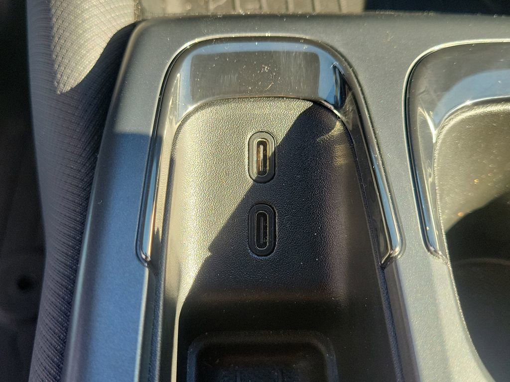 Used 2026 Chevrolet Equinox EV RS image 31