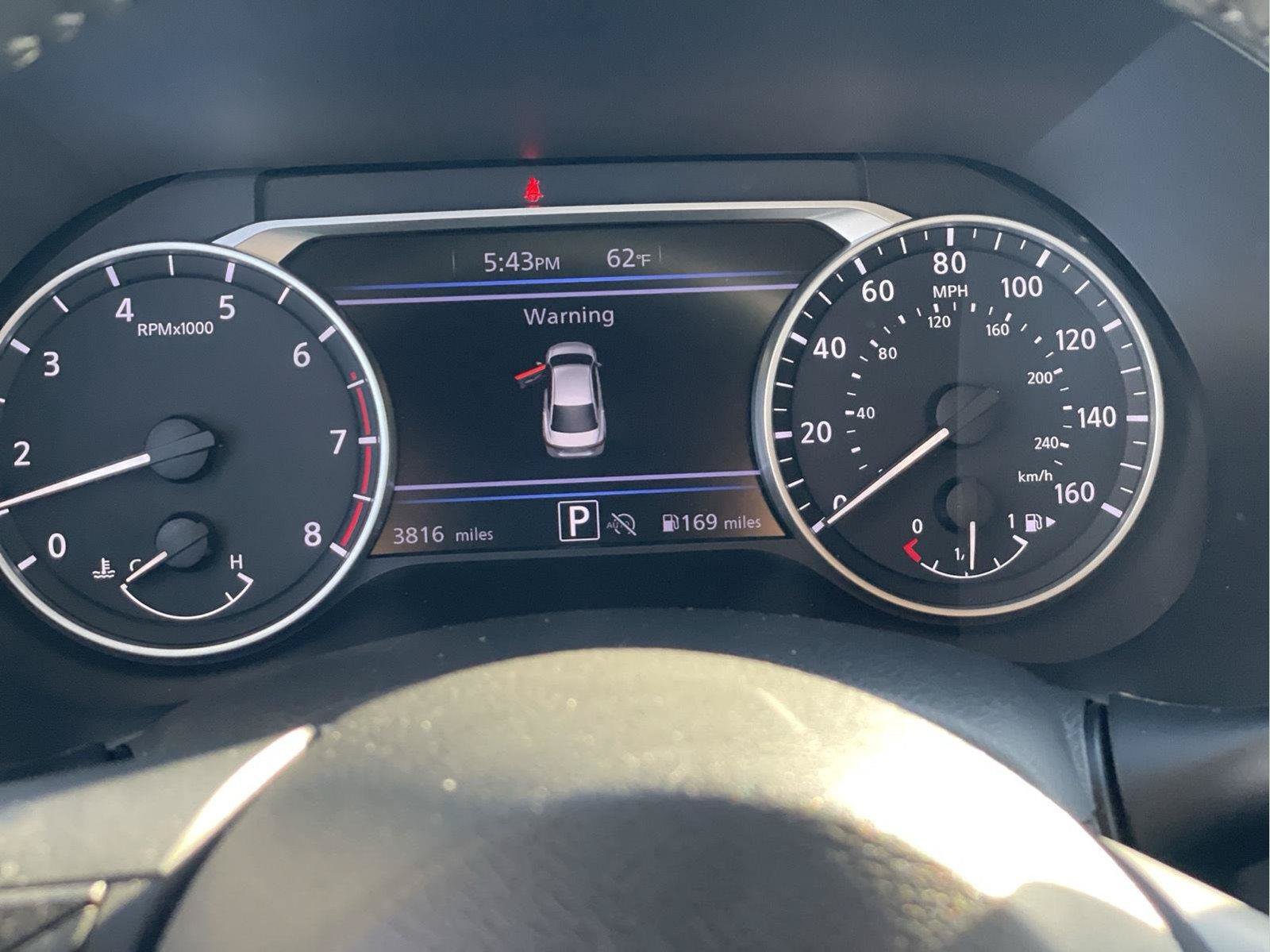 Used 2025 Nissan Sentra SV w/ All-Weather Package FWD image 27