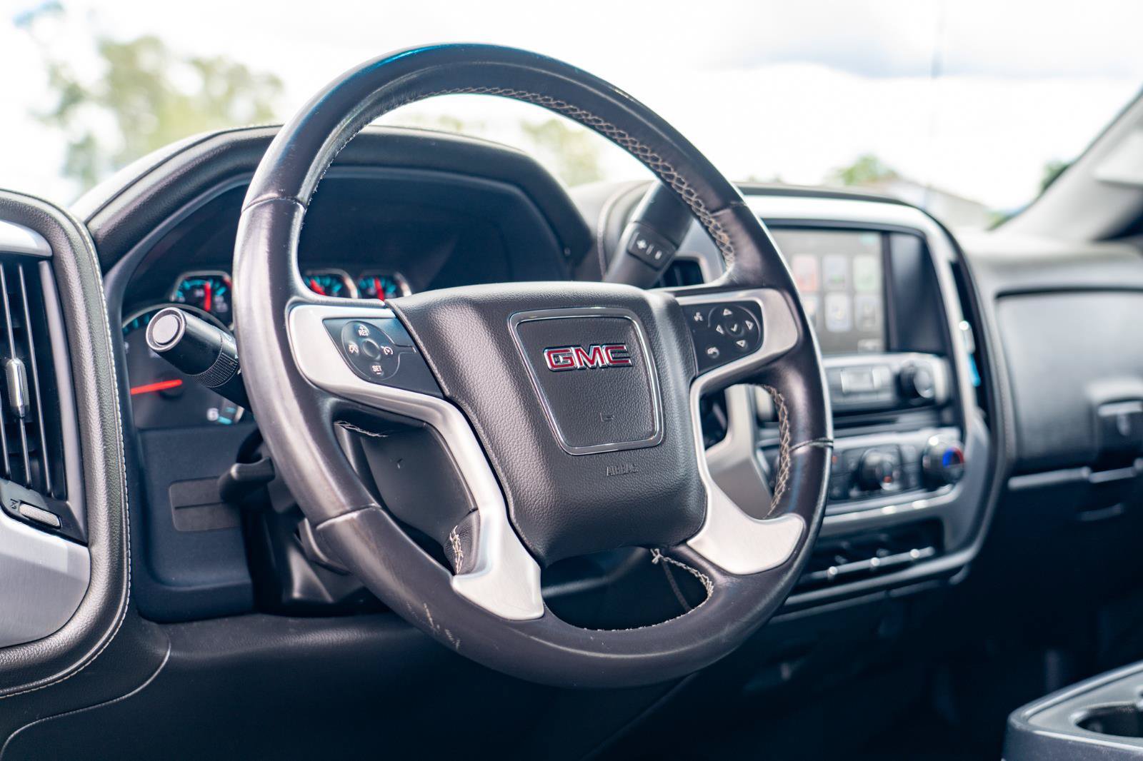 Used 2017 GMC Sierra 1500 SLE w/ Elevation Edition AWD/4WD image 15
