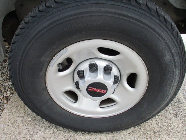 Used 2023 GMC Savana 2500 Extended w/ Driver Convenience Package image 21