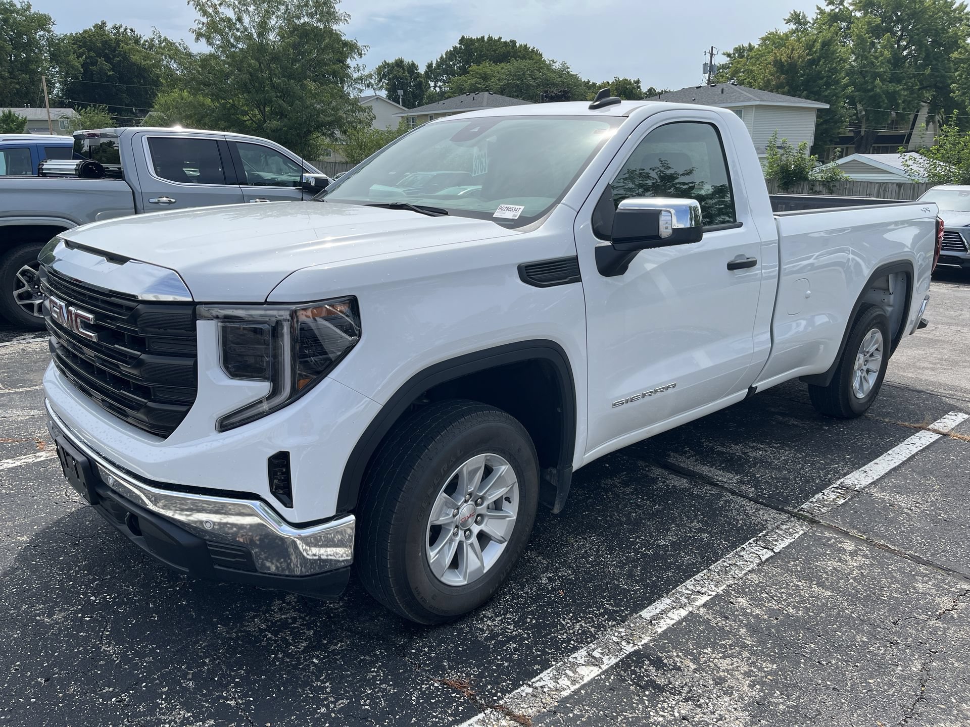Used 2024 GMC Sierra 1500 Pro w/ Pro Value Package AWD/4WD image 16