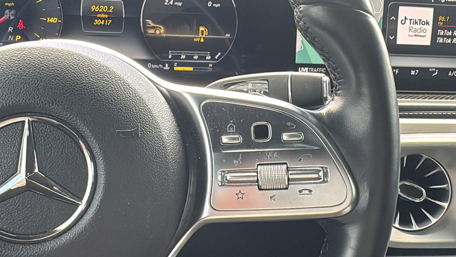 Used 2022 Mercedes-Benz G 550 image 24