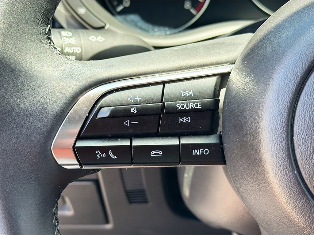 Used 2024 MAZDA MAZDA3 s FWD image 18