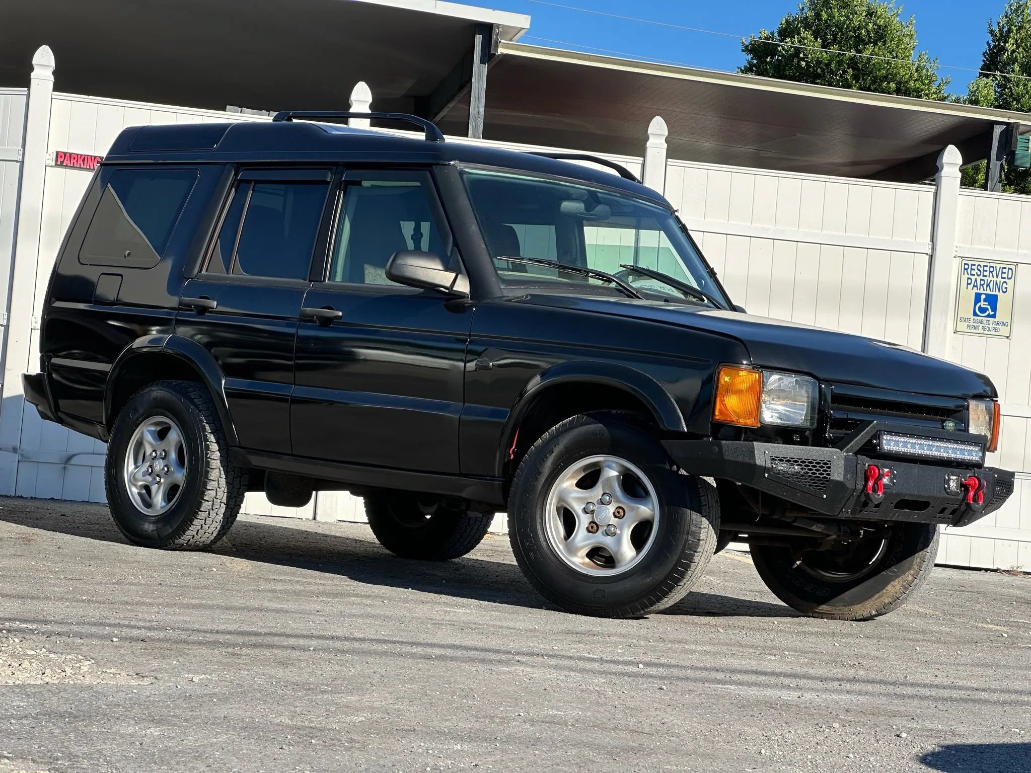Used 1999 Land Rover Discovery Series II AWD/4WD image 17