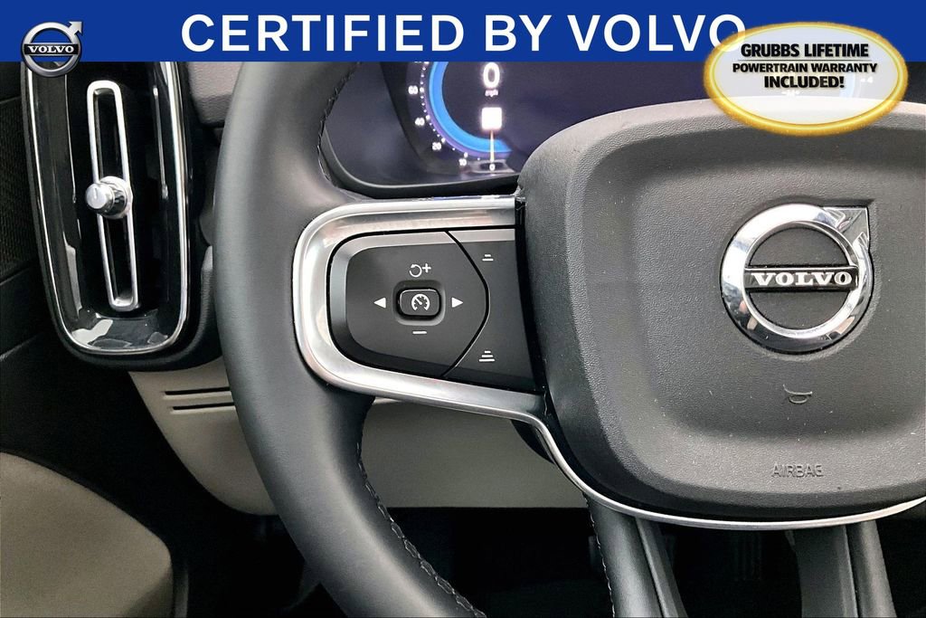 Used 2023 Volvo XC40 B5 Ultimate w/ Protection Package Premier image 26