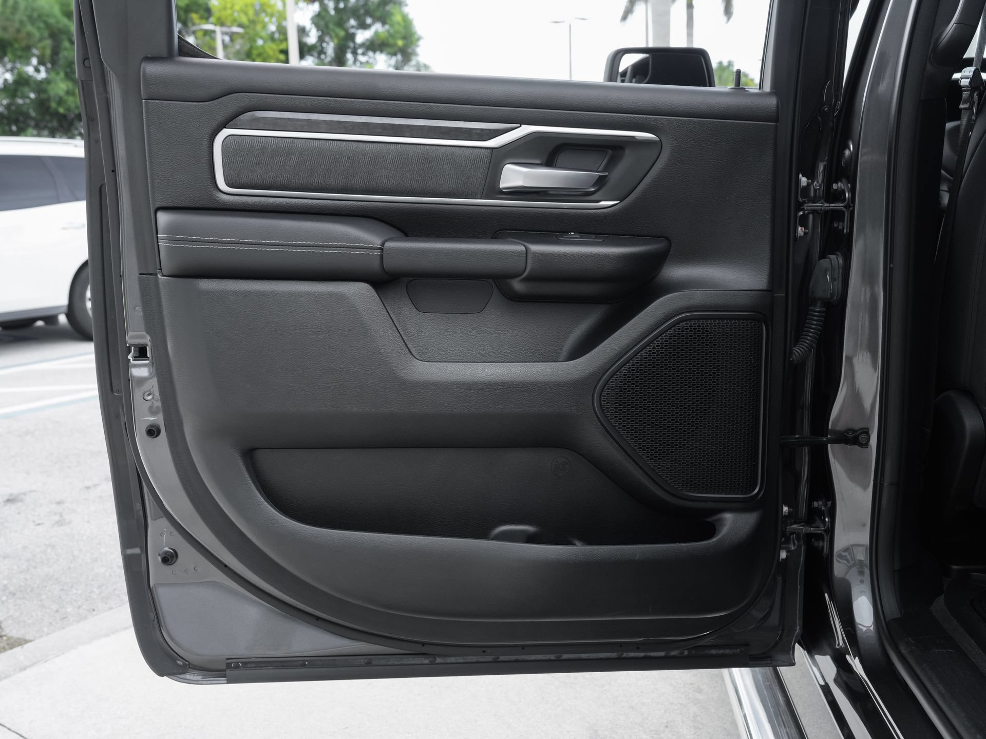 Used 2021 RAM 1500 Big Horn RWD image 34
