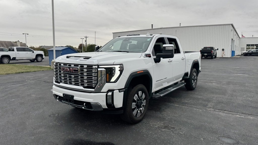 Used 2024 GMC Sierra 2500 Denali w/ Technology Package image 3