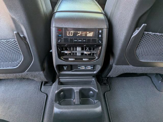 Certified 2023 Jeep Grand Cherokee L Limited w/ Luxury Tech Group II AWD/4WD image 15