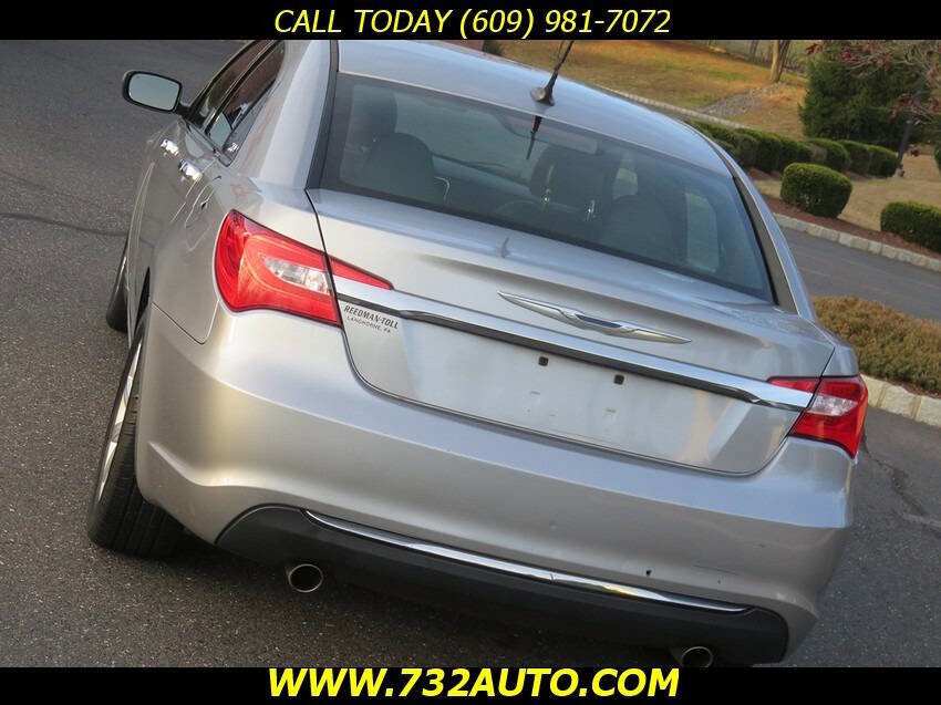 Used 2014 Chrysler 200 Limited w/ Sun/Sound Group FWD image 24