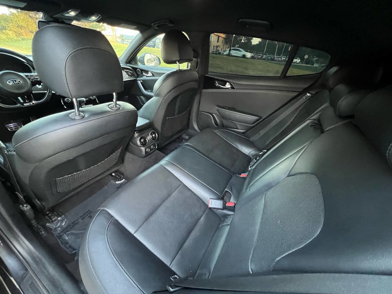 Used 2020 Kia Stinger GT-Line image 28