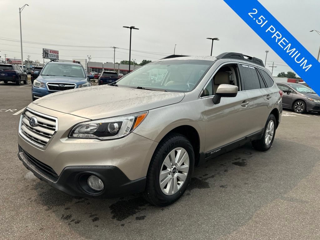 Used 2017 Subaru Outback 2.5i Premium AWD/4WD image 3