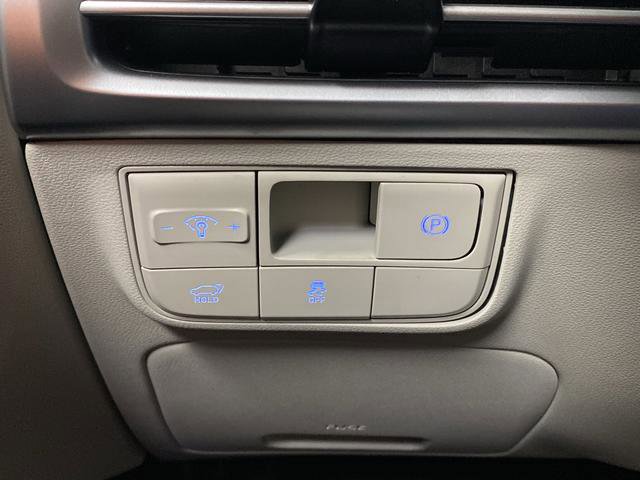 New 2026 Hyundai Tucson Limited image 28