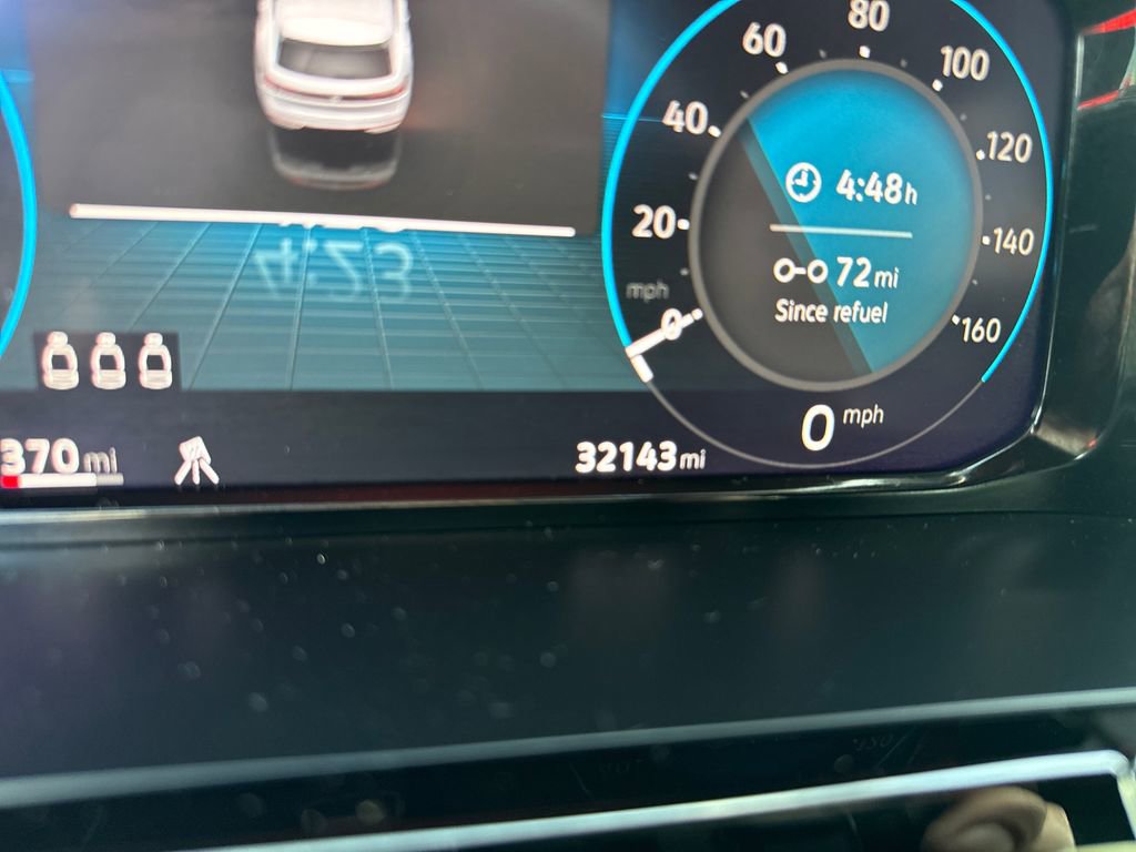 Used 2025 Volkswagen Atlas Cross Sport SE image 20