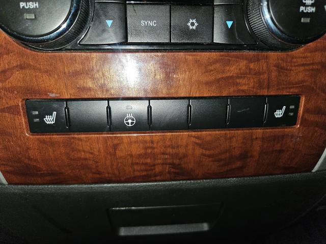 Used 2012 RAM 1500 Laramie AWD/4WD image 37