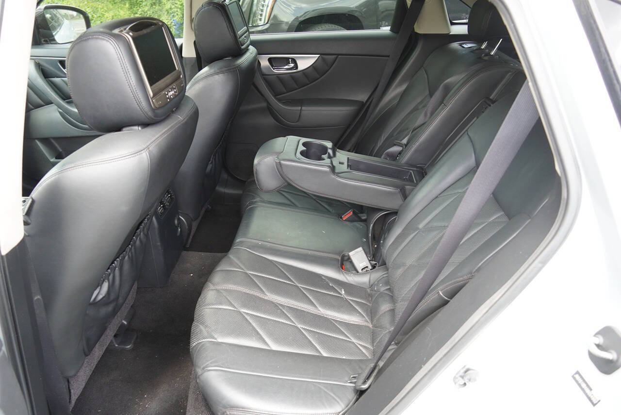 Used 2010 INFINITI FX35 AWD w/ Navigation Pkg image 14