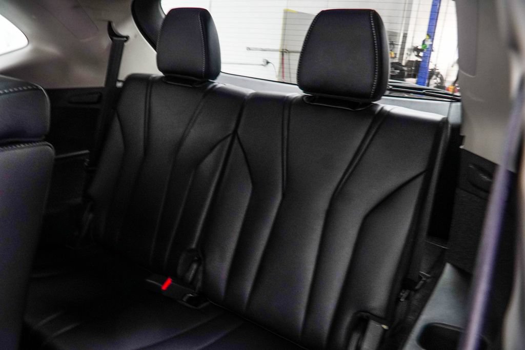 Used 2024 Acura MDX w/ Technology Package FWD image 44