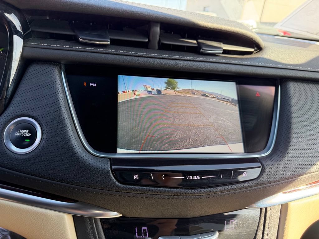 Used 2018 Cadillac XT5 Luxury w/ Driver Awareness Package FWD image 32