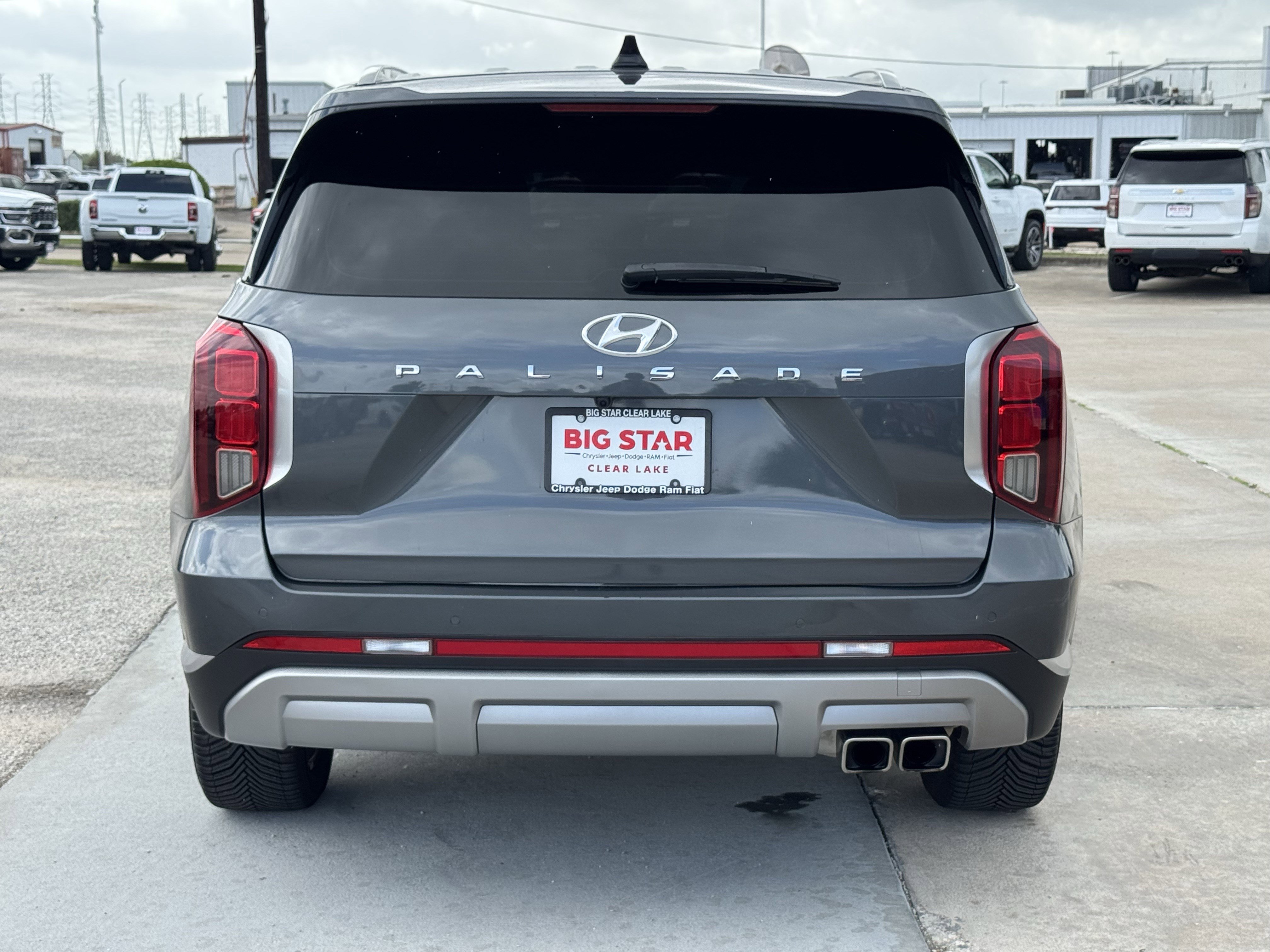 Used 2023 Hyundai Palisade Limited image 9