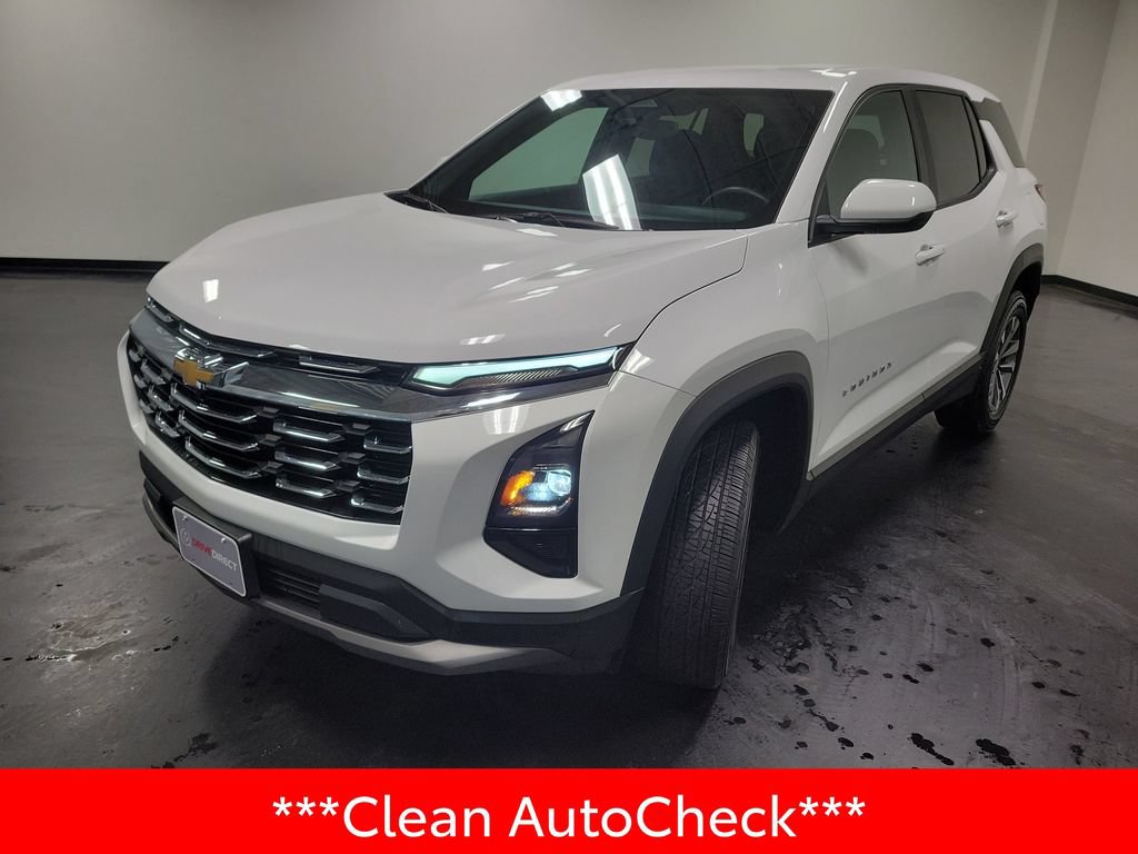 Used 2025 Chevrolet Equinox LT FWD image 4
