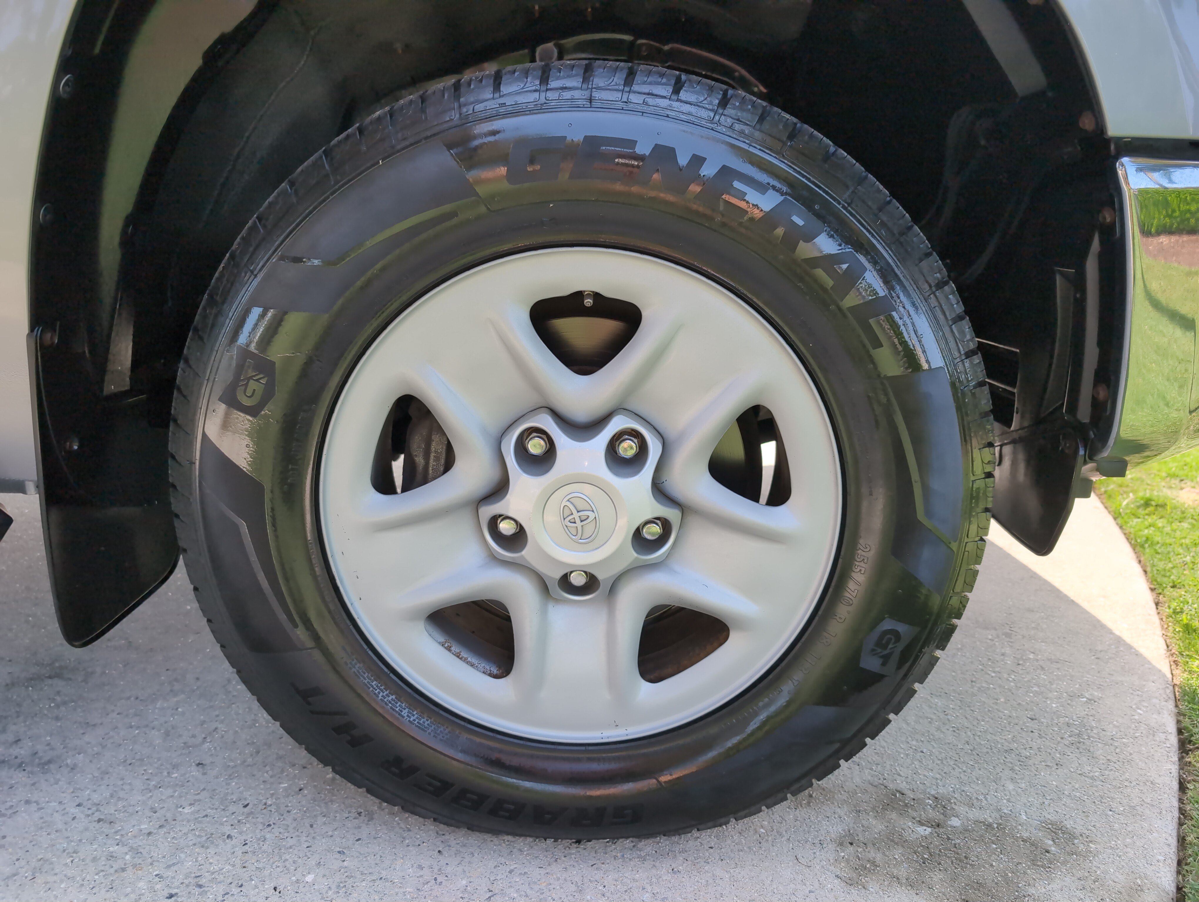 Used 2019 Toyota Tundra SR5 w/ SR5 Upgrade Package RWD image 13