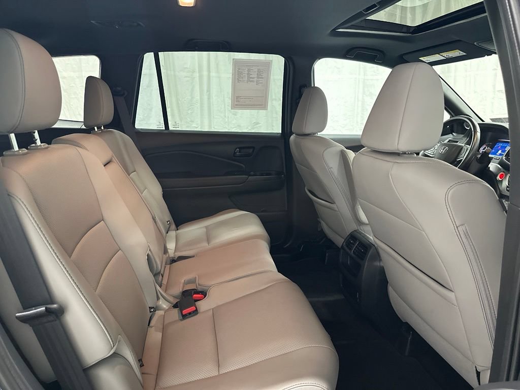 Used 2023 Honda Passport EX-L image 54