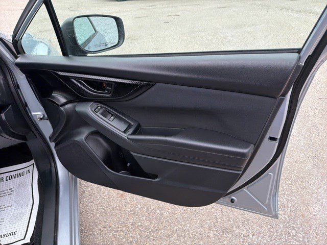 Used 2019 Subaru Impreza 2.0i Premium image 16