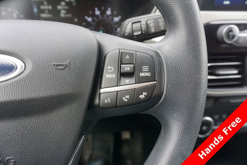 Used 2020 Ford Escape SE image 4