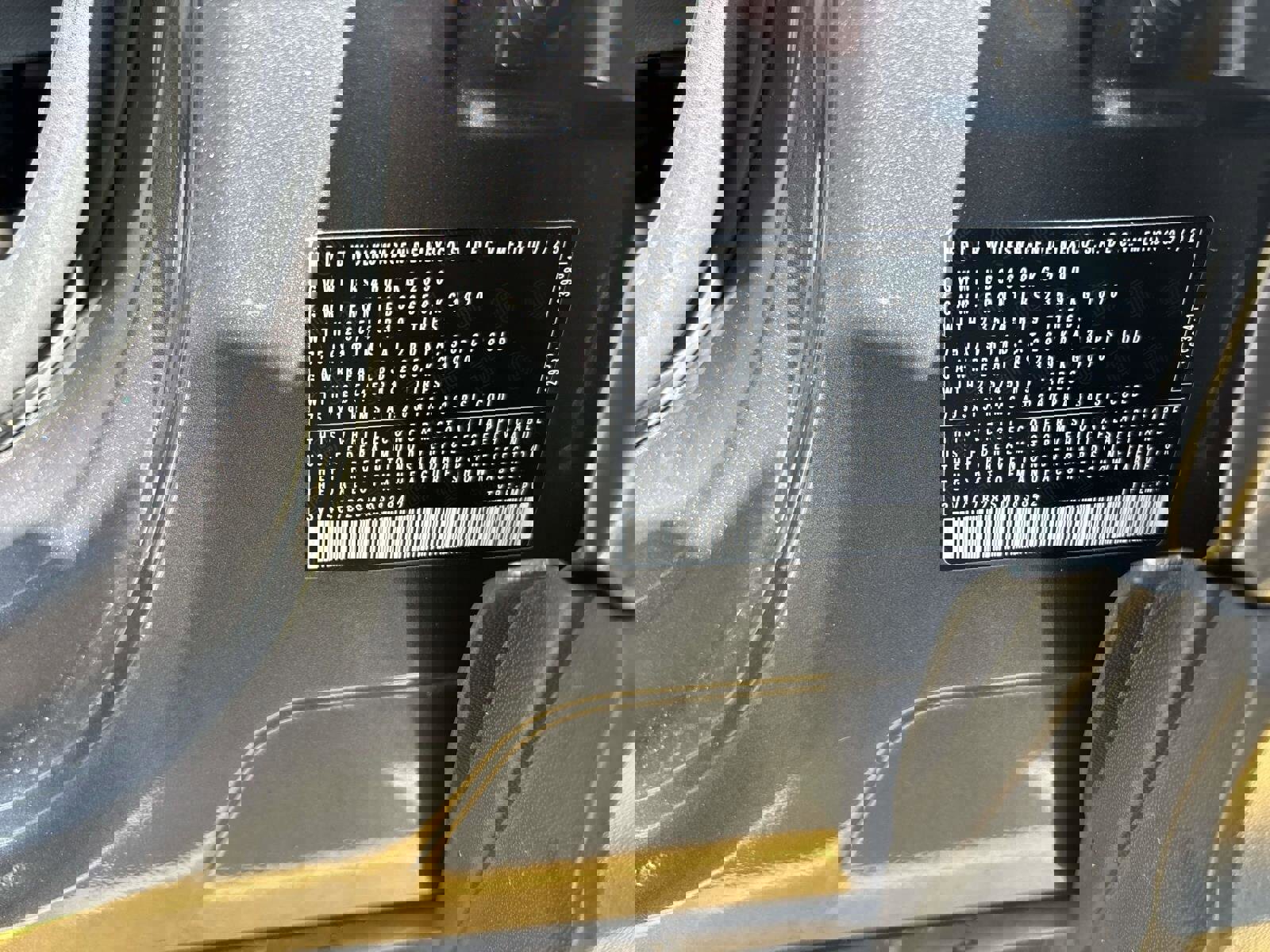 Used 2025 Volkswagen Taos SEL image 32